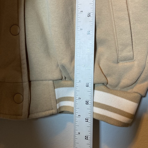 GAP Varsity Jacket Women’s XXS Tan Brown Bear Logo Snap Up Cozy Y2K Sweatshirt - Picture 12 of 13